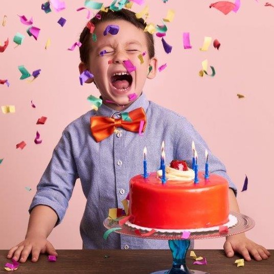 CUSTOM-MADE CAKES YOUR WAY
