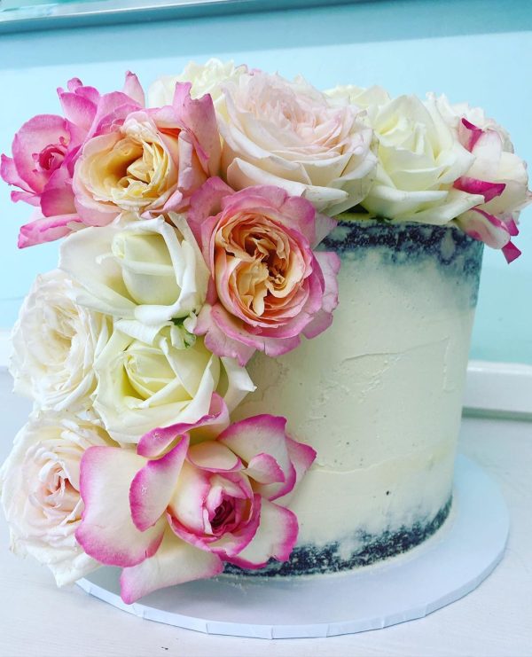 rose-floral-naked-cakes